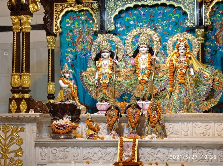 iskcon-kanpur-temple