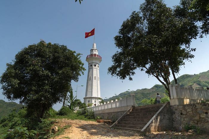 lung-cu-flag-tower