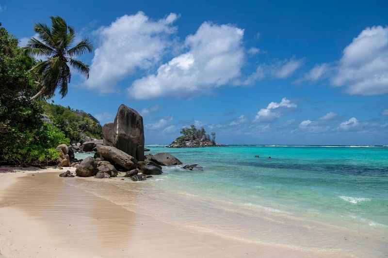 mahe-beach