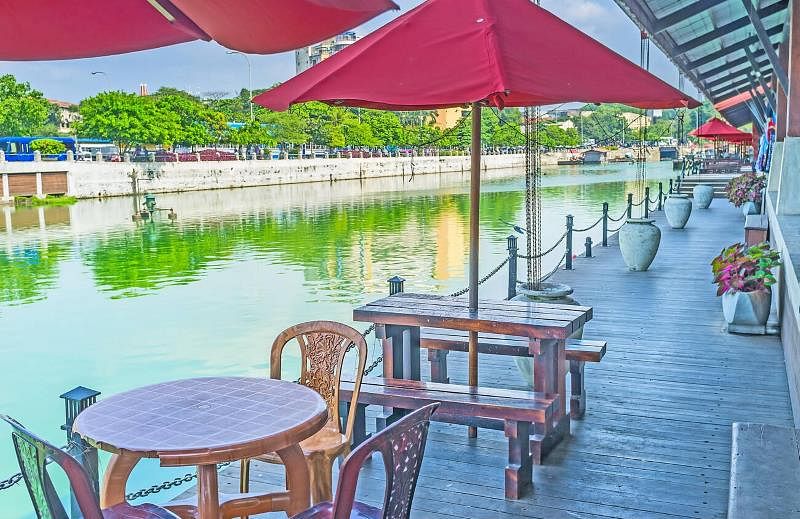 pettah-floating-market