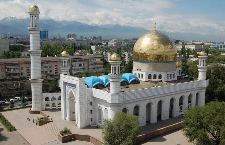 the-central-mosque-almaty