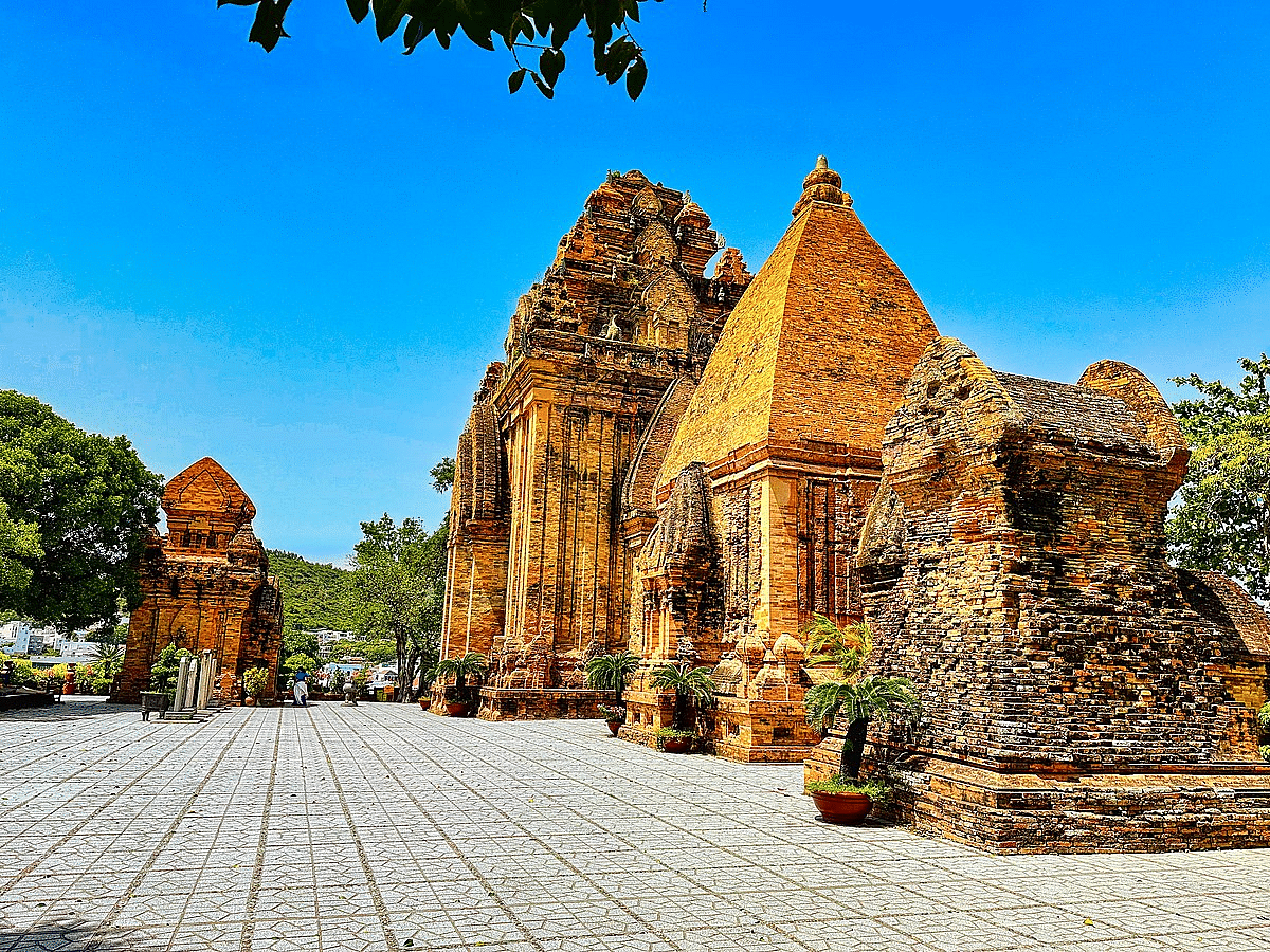 an-image-of-the-four-cham-hindu-temples-in-vietnam-you-must-visit