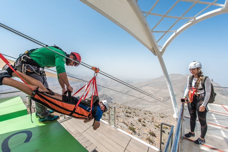 jebel-jais-zipline-from-dubai