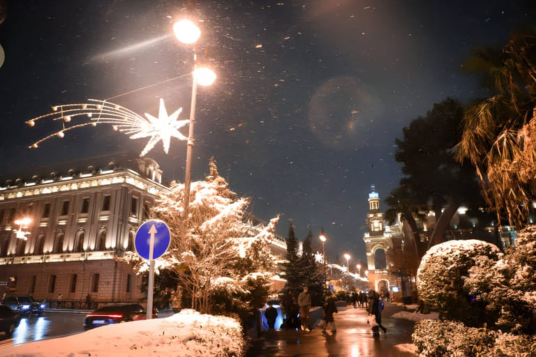 snowfall-in-baku