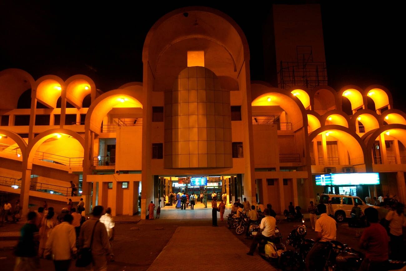 bhopal-junction-illuminated-railway-station-bhopal