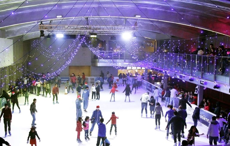 iskate-at-ambience-mall-gurgaon