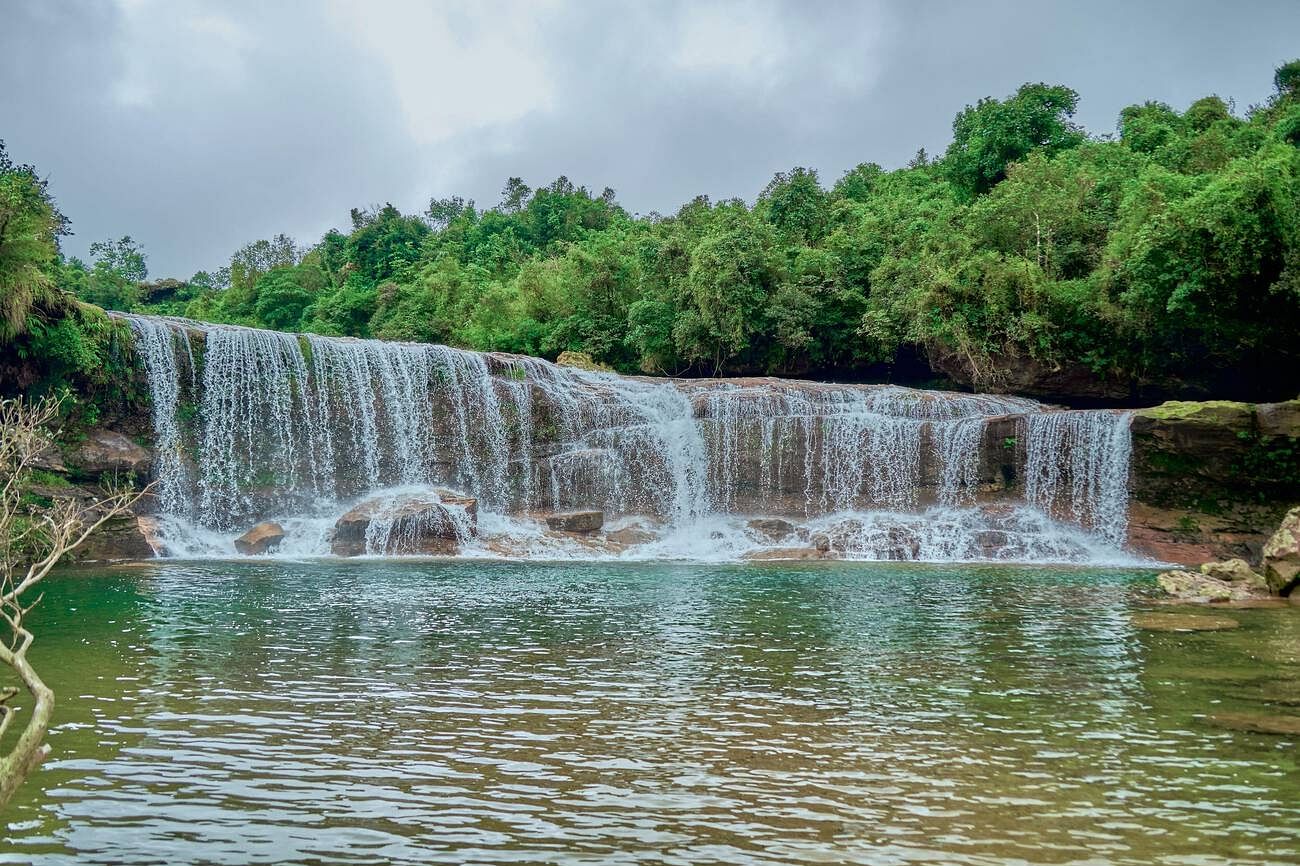 mawsawa-waterfall