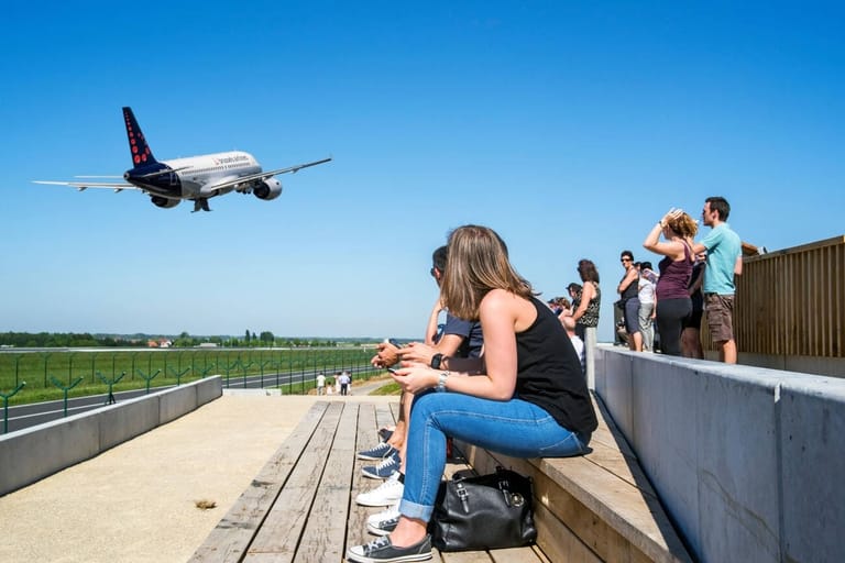 best-plane-spotting-places