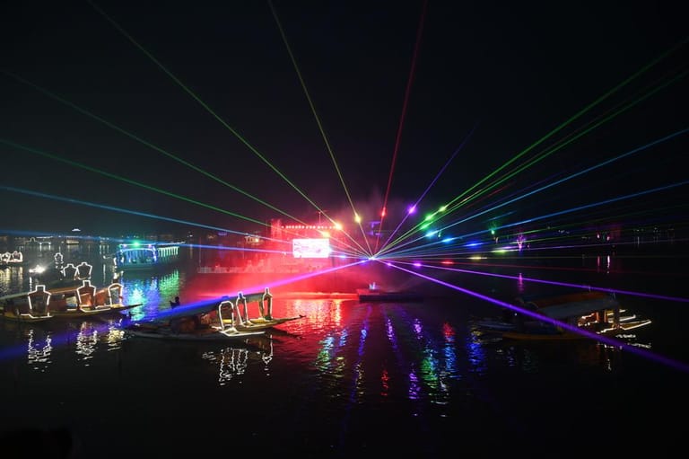 nightlife-in-kashmir