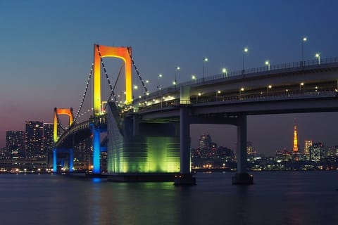 Rainbow Bridge Tokyo: Views, Night Lights, and Top Attractions!