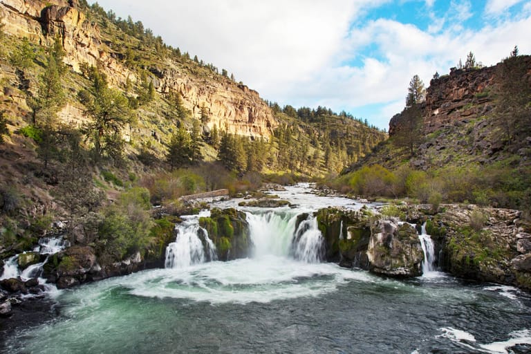 waterfall-in-malaysia