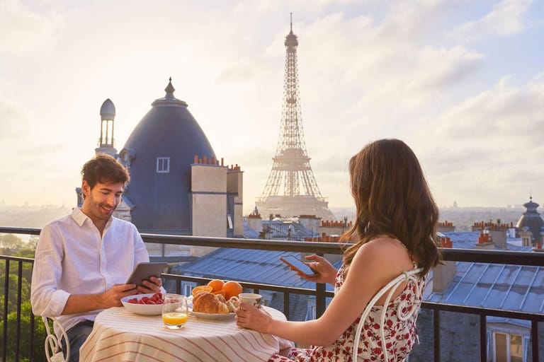 things-to-do-in-paris-on-honeymoon