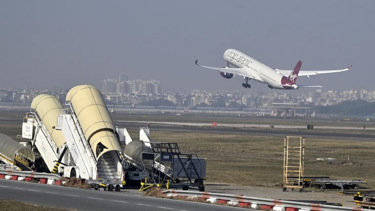 delhi-airport-flight-operations-restrictions-till-jan-26