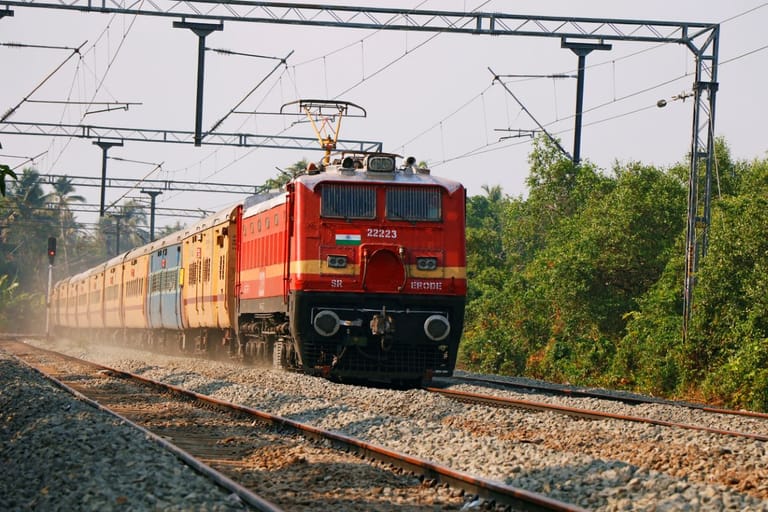 mauni-amavasya-prayagraj-special-trains