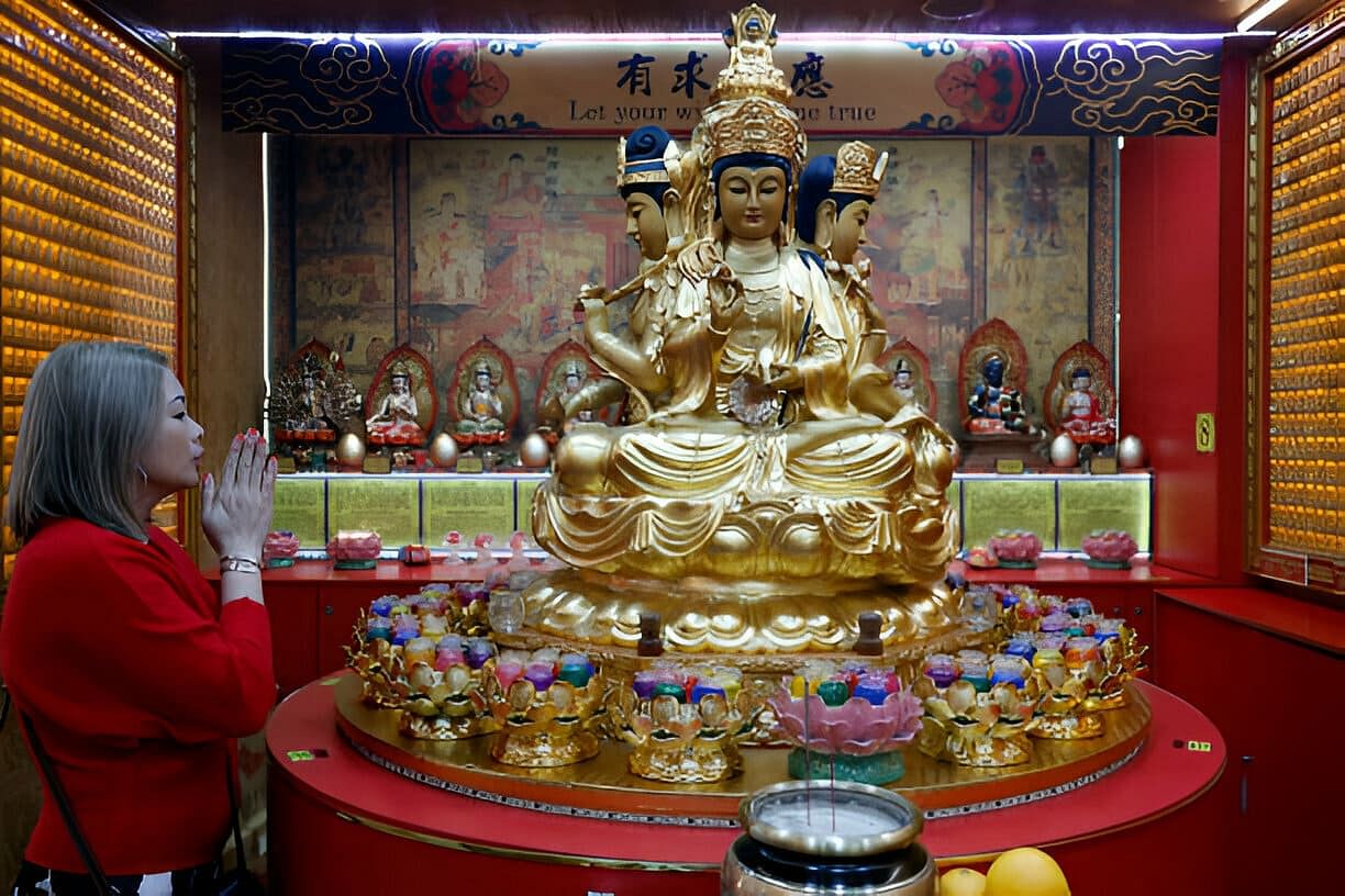 temples-in-singapore