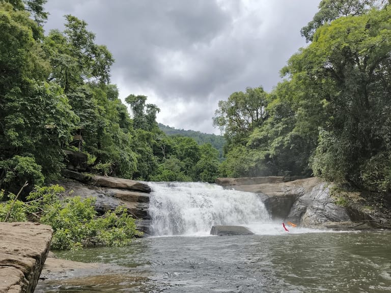 thommankuthu-waterfall