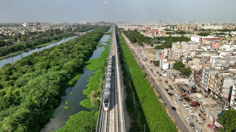 india-metro-network-crosses-1000-km-becomes-the-worlds-third-largest
