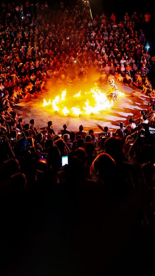 pilgrimage-to-uluwatu-temple-in-bali-5n-6d