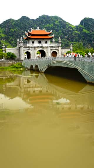 vietnam-tour-with-cu-chi-tunnels-7d-6n-new