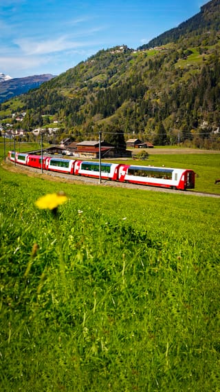 10 Days Charming Europe Tour Package - UK, France, Switzerland