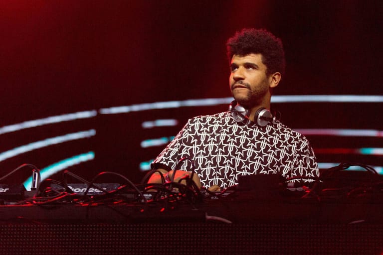 jamie-jones-at-savaya-bali