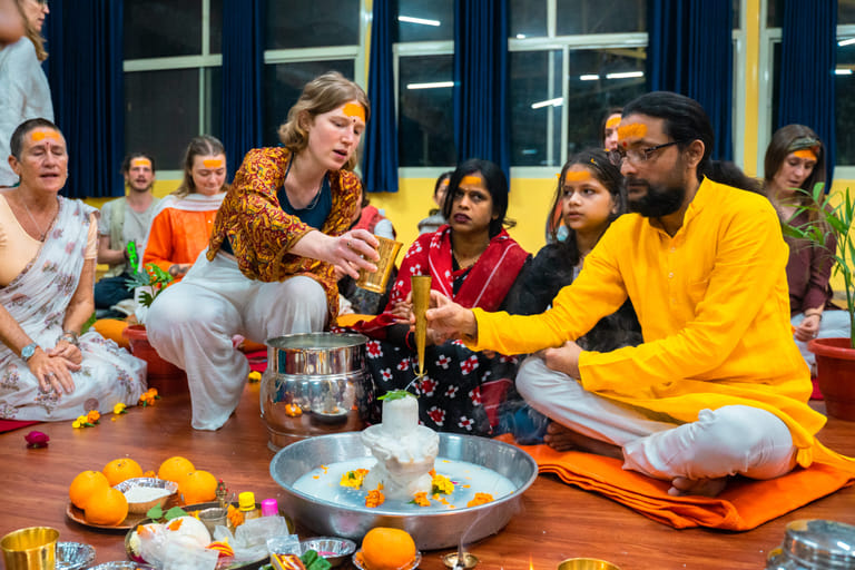 celebrating-maha-shivratri-abroad