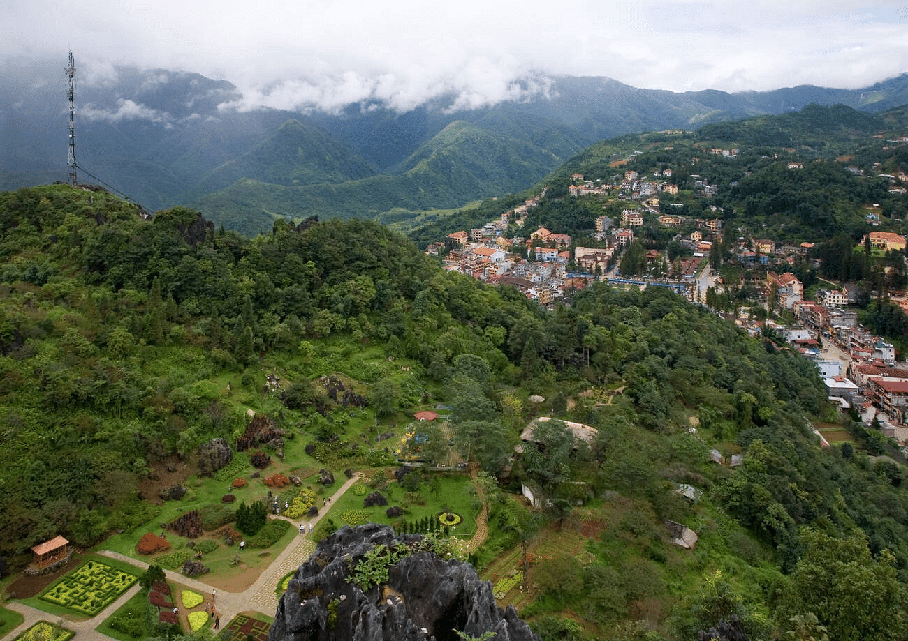 sapa-lao-cai-mountains