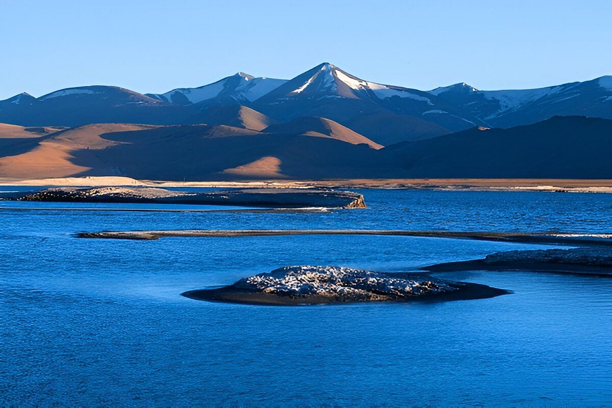 tso-kar-salt-water-lake-ladakh