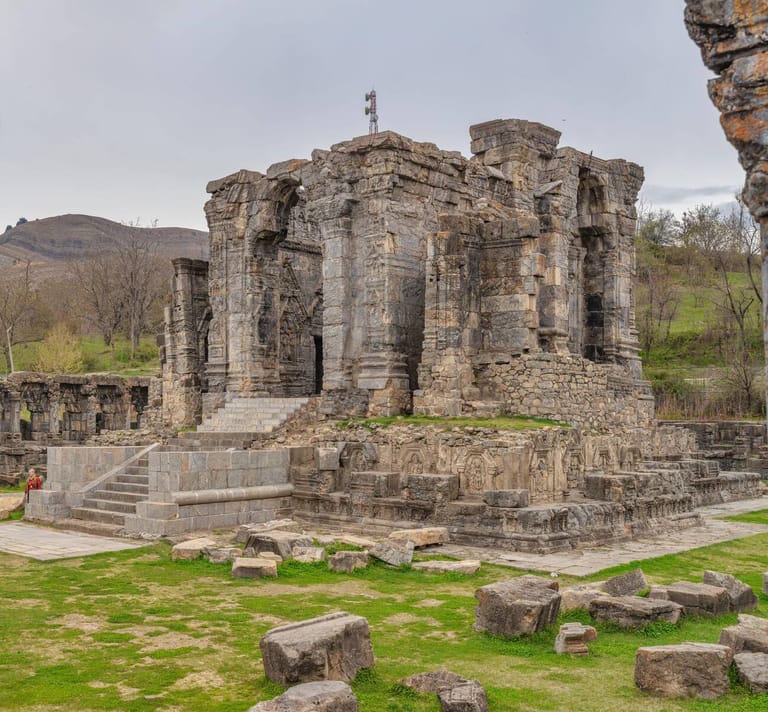 martand-sun-temple-kashmir