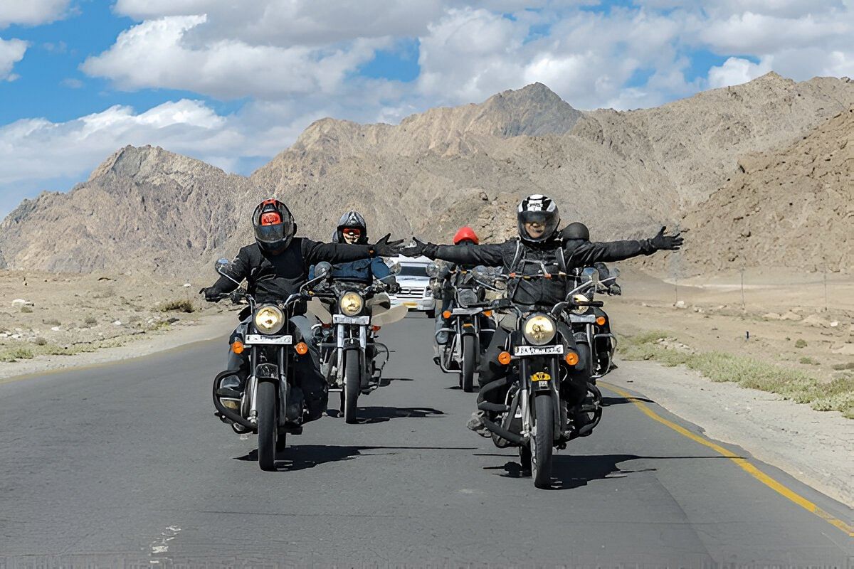 leh-ladakh-bike-trip-in-budget