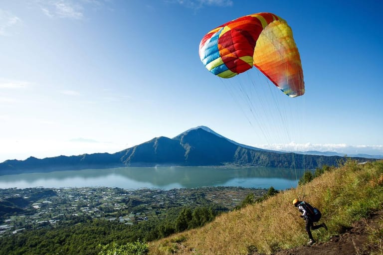 paragliding-in-bali