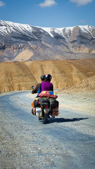 leh-ladakh-couple-bike-trip-6n-7d