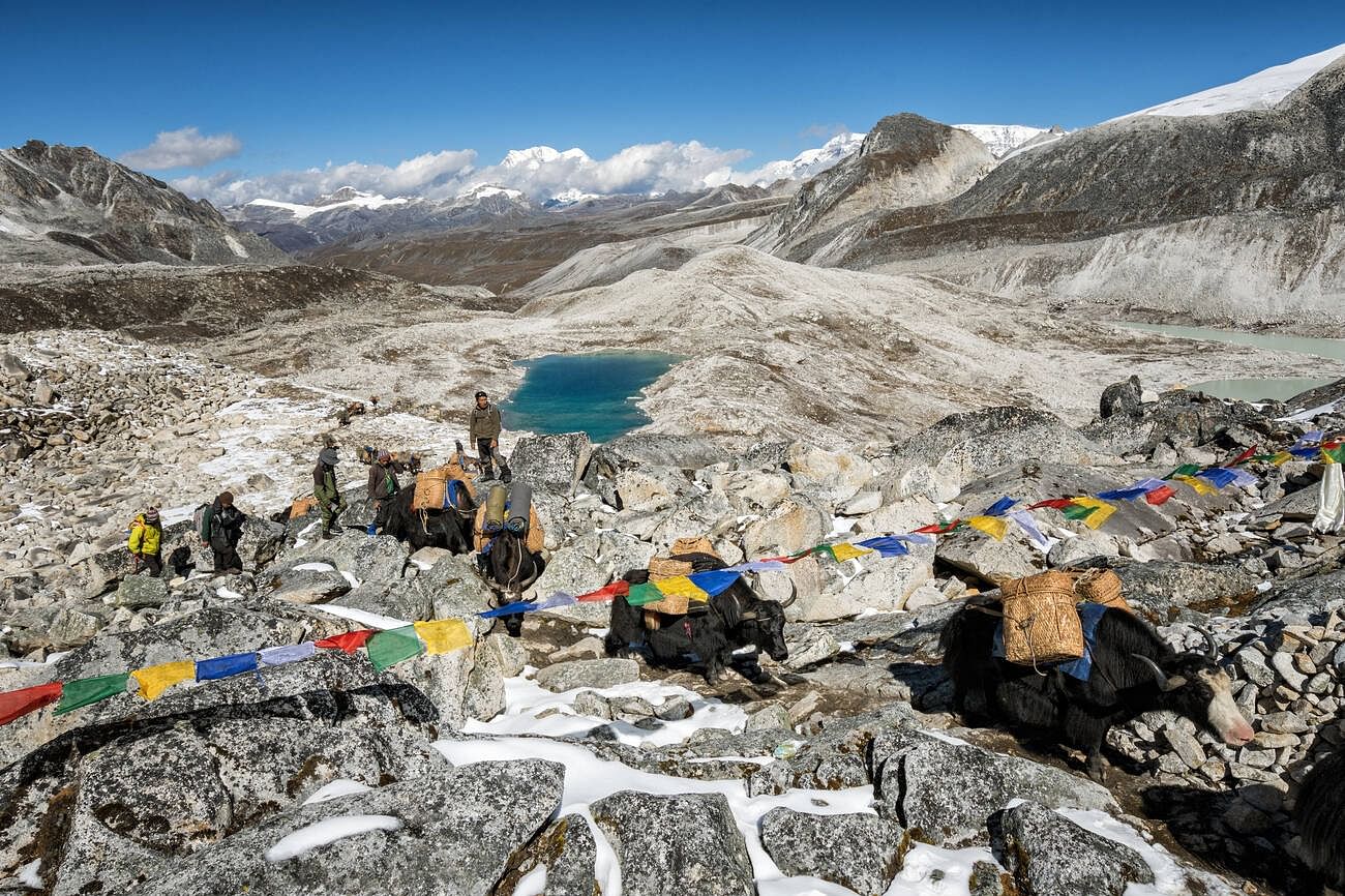 places-to-visit-in-wangdue-phodrang-bhutan-zoji-la-pass