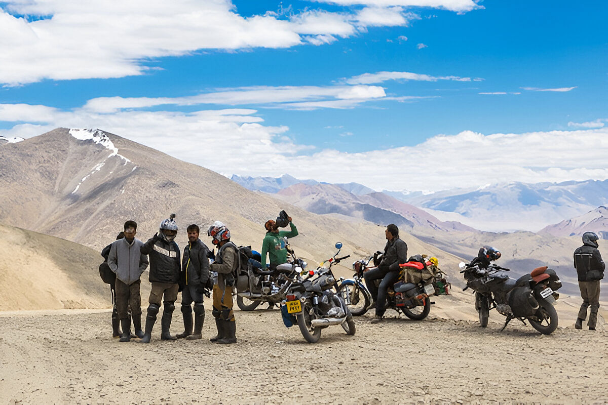 which-route-is-best-for-ladakh-bike-trip