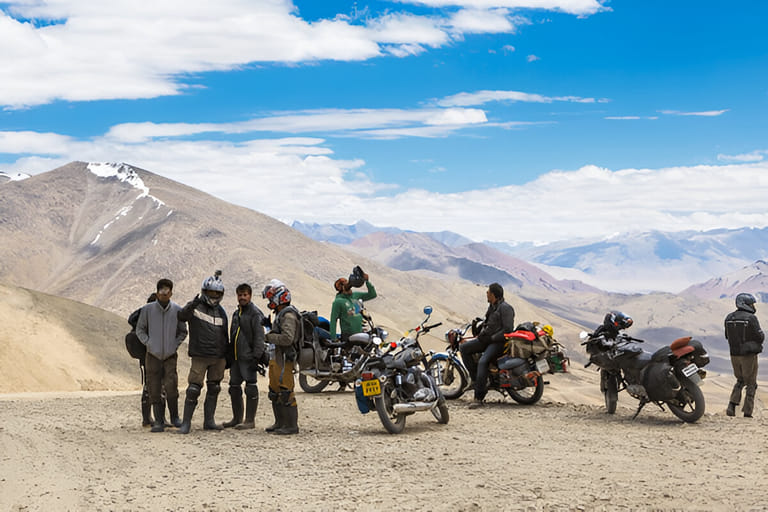 which-route-is-best-for-ladakh-bike-trip