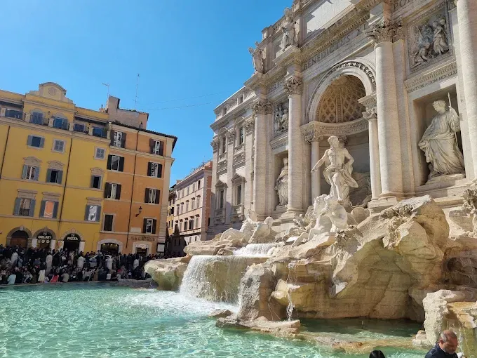 trevi-fountain-rome