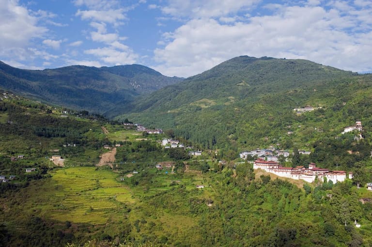 trongsa-valley-bhutan