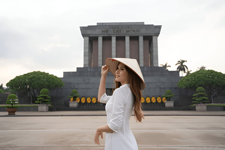 ho-chi-minh-mausoleum