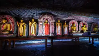 dambulla-cave-temple-sri-lanka