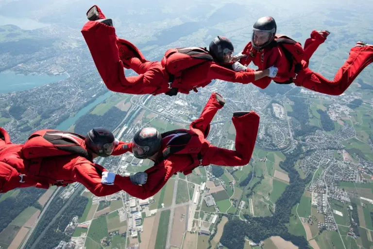 skydiving-in-maldives