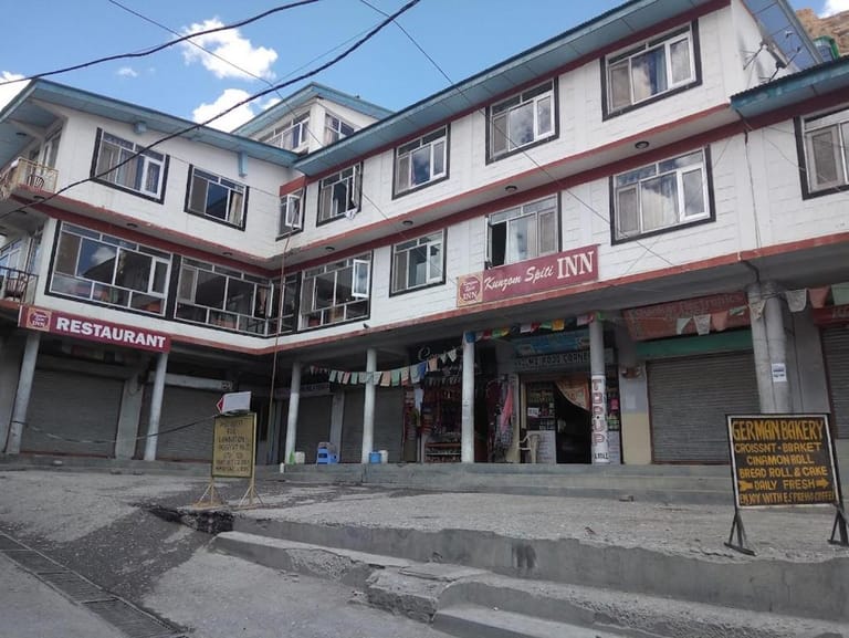 kunzum-shopping-complex