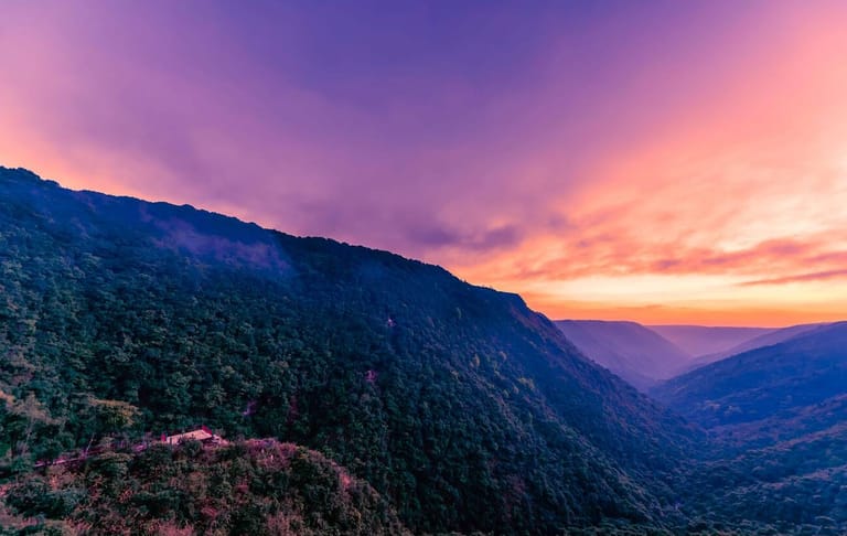 best-time-to-visit-cherrapunji-india