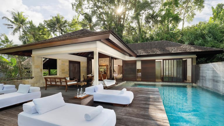 private-pool-villa-in-bali