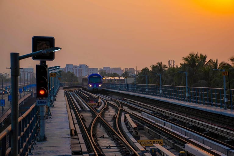subway-train-of-kolkata-east-west-metro