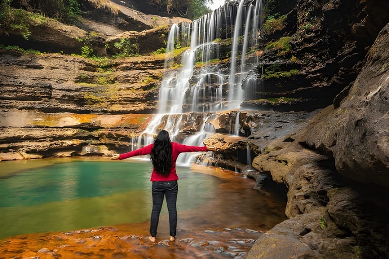 waterfalls-in-cherrapunji
