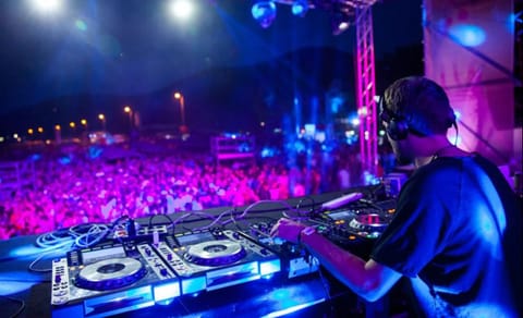 10 Upcoming New Year Events in India 2026 - A Quick Guide