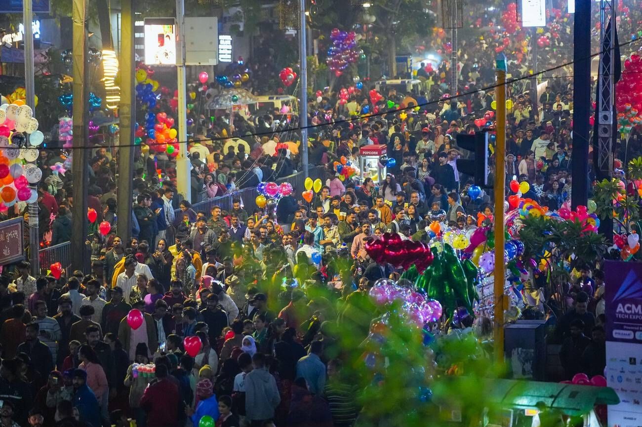 new-year-party-in-ahmedabad-2026