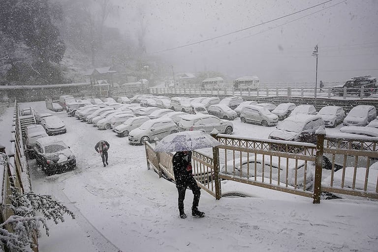 snowfall-in-north-india