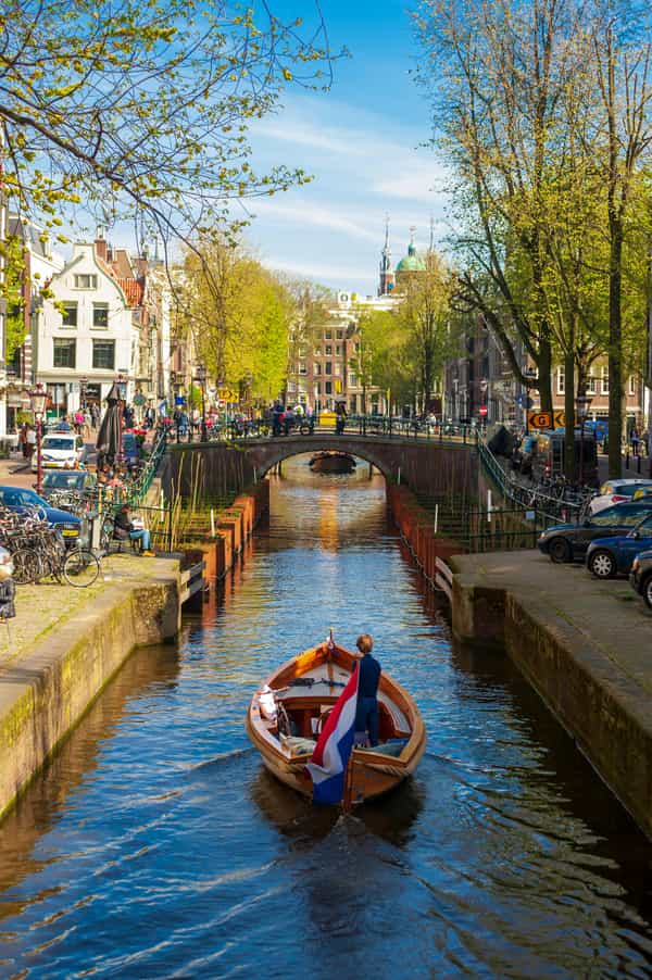 9 Days Amazing Europe Tour: France, Belgium, The Netherlands, Germany, Switzerland