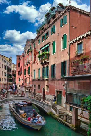 perfect-europe-tour-package-12n-13d